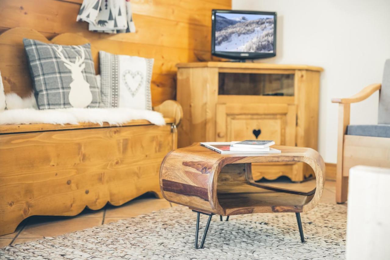 Le Serre D'Or, Grand Appartement Au Pied Des Pistes De Ski Saint-Chaffrey Exteriér fotografie